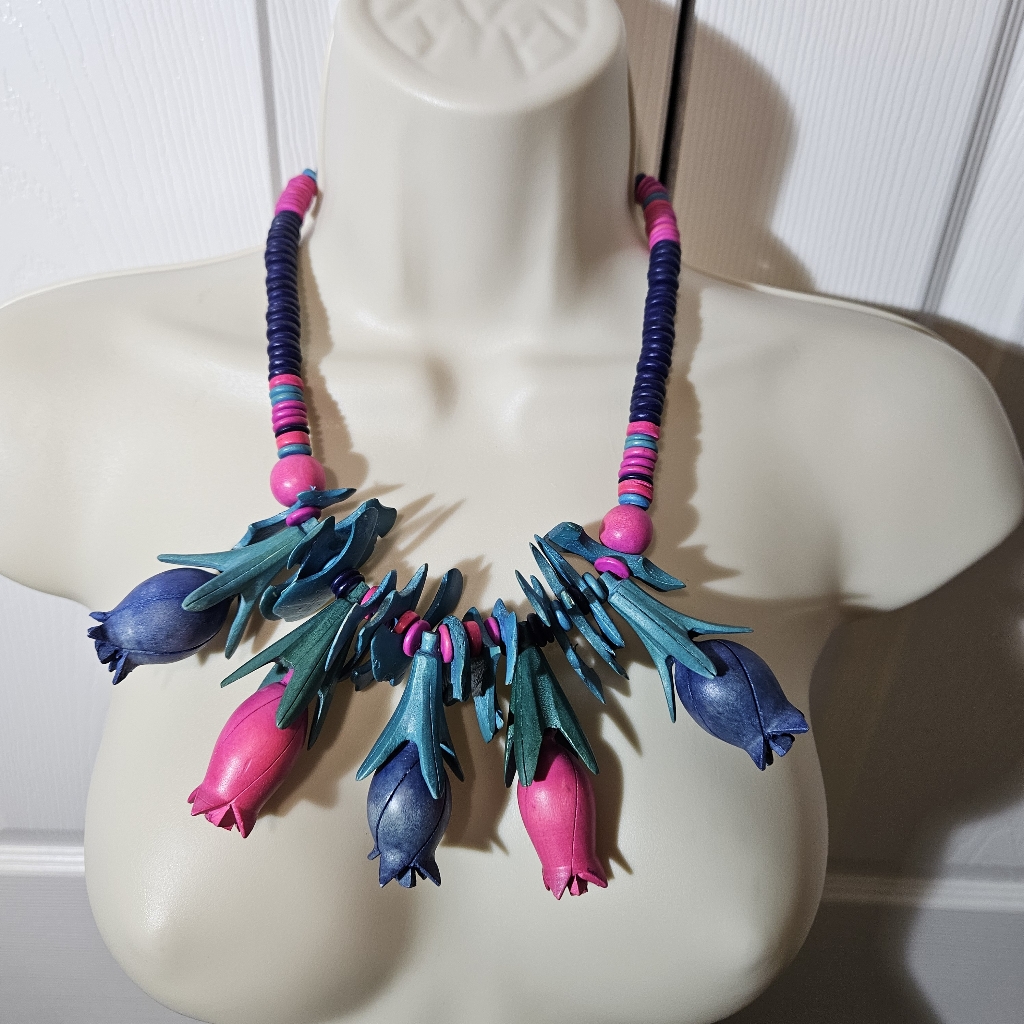 Vintagw Pink And Blue Floral Necklace